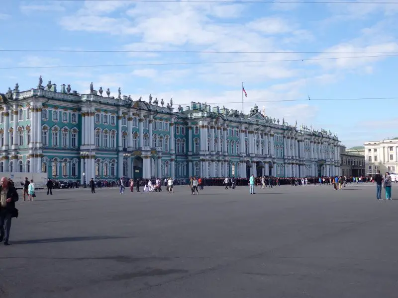 After almost a full day in the museum, back out to the Palace Square for fresh air.