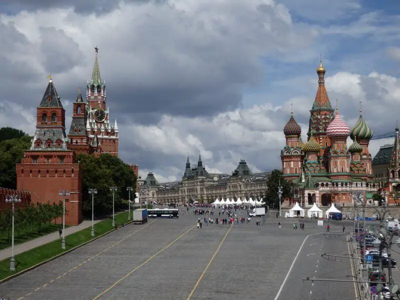 The Kremlin, Red Square, and St Basil's Cathedral. 4 day Moscow (Russia) itinerary.