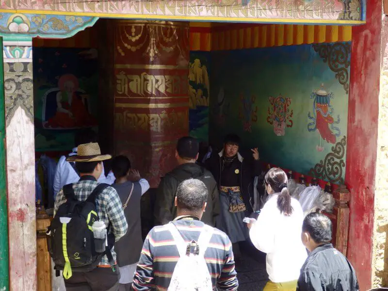Ganden Sumtseling Monastery/ Sungtseling/ Guihuasi/ Songzanlin Si.