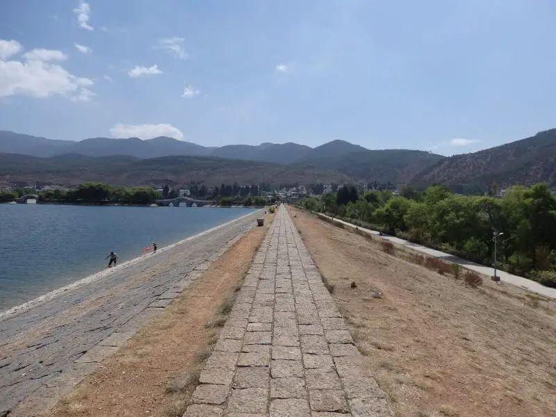 Qingxi Reservoir (Qingxi Shui Ku), Lijiang. Yunnan, China.